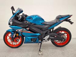 2021 YAMAHA YZF-R3 Blue
