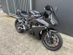 2025 Honda CBR650RAC RED