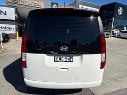 2024 Hyundai STARIA LOAD