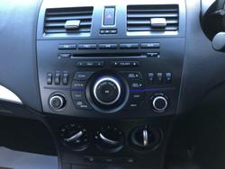 2013 Mazda 3 Neo