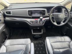 2015 Honda Odyssey VTi-L