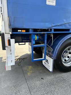 2015 Maxitrans St3 34 Pallet B Sd Ezi-Liner, Bpw
