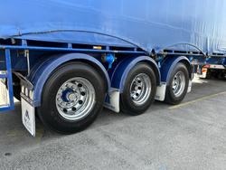 2015 Maxitrans St3 34 Pallet B Sd Ezi-Liner, Bpw