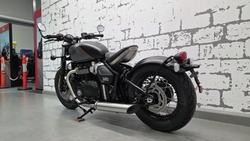 2026 Triumph Bonneville Bobber Bobber Black
