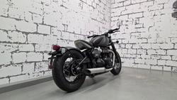 2026 Triumph Bonneville Bobber Bobber Black