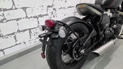 2026 Triumph Bonneville Bobber Bobber Black