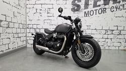 2026 Triumph Bonneville Bobber Bobber Black