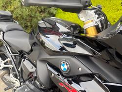2022 BMW Motorrad R 1250 R TRIPLE BLACK Black