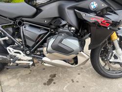 2022 BMW Motorrad R 1250 R TRIPLE BLACK Black