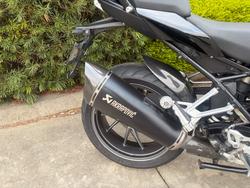 2022 BMW Motorrad R 1250 R TRIPLE BLACK Black