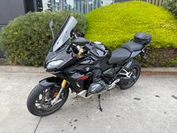 2022 BMW Motorrad R 1250 R TRIPLE BLACK Black