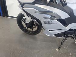 2024 Kawasaki 2024 Kawasaki 500CC Ninja 500 White