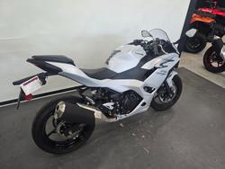 2024 Kawasaki 2024 Kawasaki 500CC Ninja 500 White