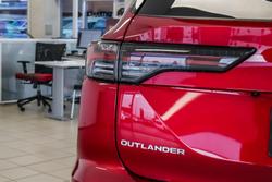 2025 Mitsubishi Outlander LS
