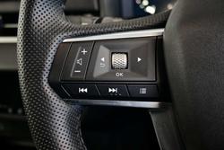 2025 Mitsubishi Outlander LS