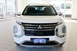 2025 Mitsubishi Outlander LS