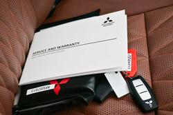 2025 Mitsubishi Outlander Exceed Tourer