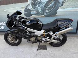 2006 Honda VTR1000F (FIRESTORM) Black