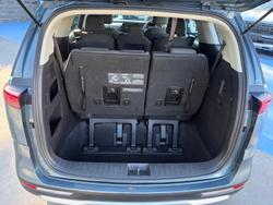 2024 Kia Carnival S