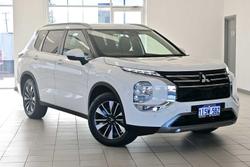 2025 Mitsubishi Outlander LS