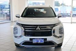 2025 Mitsubishi Outlander LS