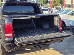 2020 Volkswagen Amarok TDI580 Highline Black