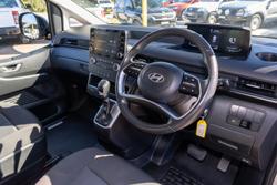 2024 Hyundai STARIA LOAD