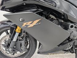 2008 YAMAHA YZF-R1 Black