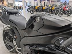 2008 YAMAHA YZF-R1 Black