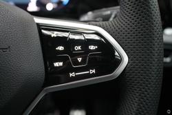 2023 Volkswagen Golf 110TSI R-Line