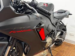 2017 Honda CBR1000RR (FIREBLADE) ABS Black