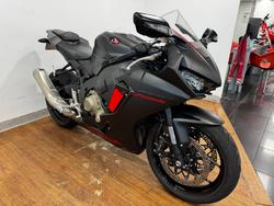 2017 Honda CBR1000RR (FIREBLADE) ABS Black