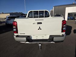 2022 Mitsubishi Triton GLX
