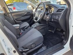 2022 Mitsubishi Triton GLX