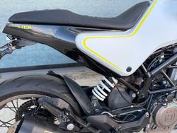 2018 HUSQVARNA VITPILEN 401 White