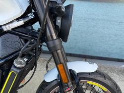 2018 HUSQVARNA VITPILEN 401 White