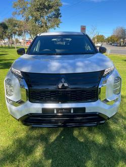 2026 Mitsubishi Outlander Black Edition ZM MY26 White Diamond