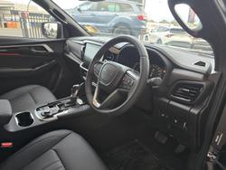 2025 Isuzu MU-X X-TERRAIN