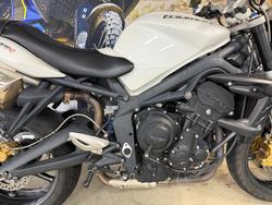 2012 Triumph STREET TRIPLE WHITE