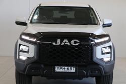 2024 JAC T9 Oasis