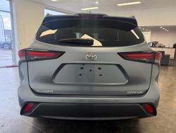 2024 Toyota Kluger Grande