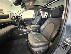 2024 Toyota Kluger Grande