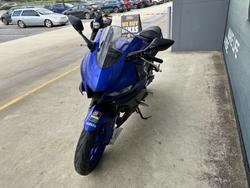 2024 Yamaha YZF-R3 Blue