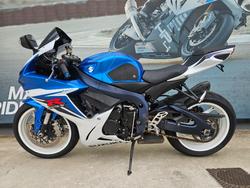 2011 Suzuki GSX-R600 Blue