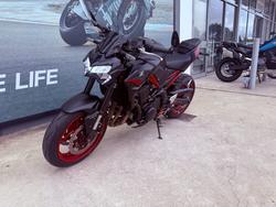 2021 Kawasaki Z900 SUPERNAKED (ZR900) Red
