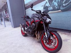 2021 Kawasaki Z900 SUPERNAKED (ZR900) Red