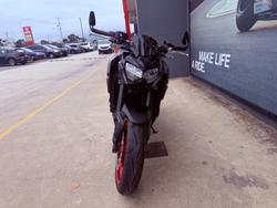 2021 Kawasaki Z900 SUPERNAKED (ZR900) Red