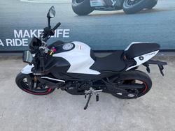 2025 CFMOTO 450 NK White