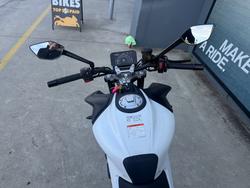 2025 CFMOTO 450 NK White