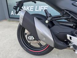 2025 CFMOTO 450 NK White
